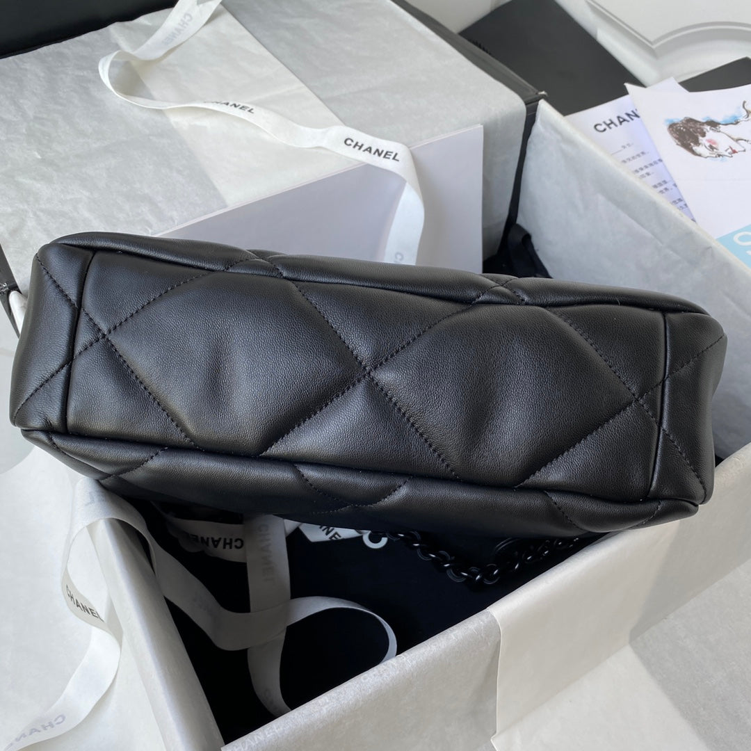 19 Flap Bag