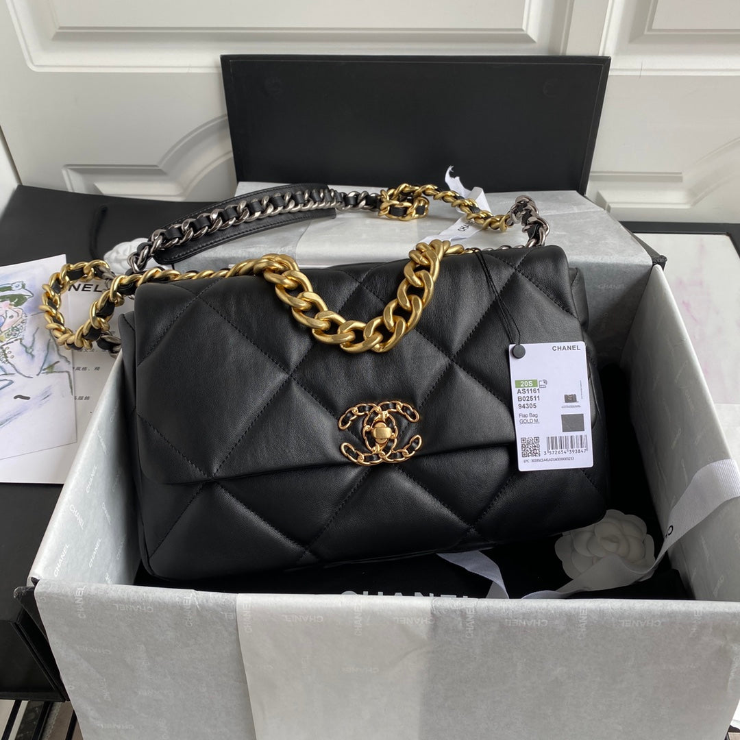 19 Flap Bag
