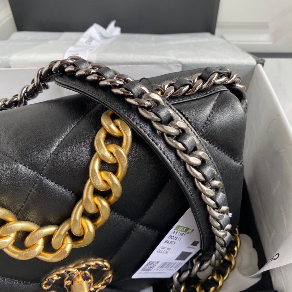 19 Flap Bag
