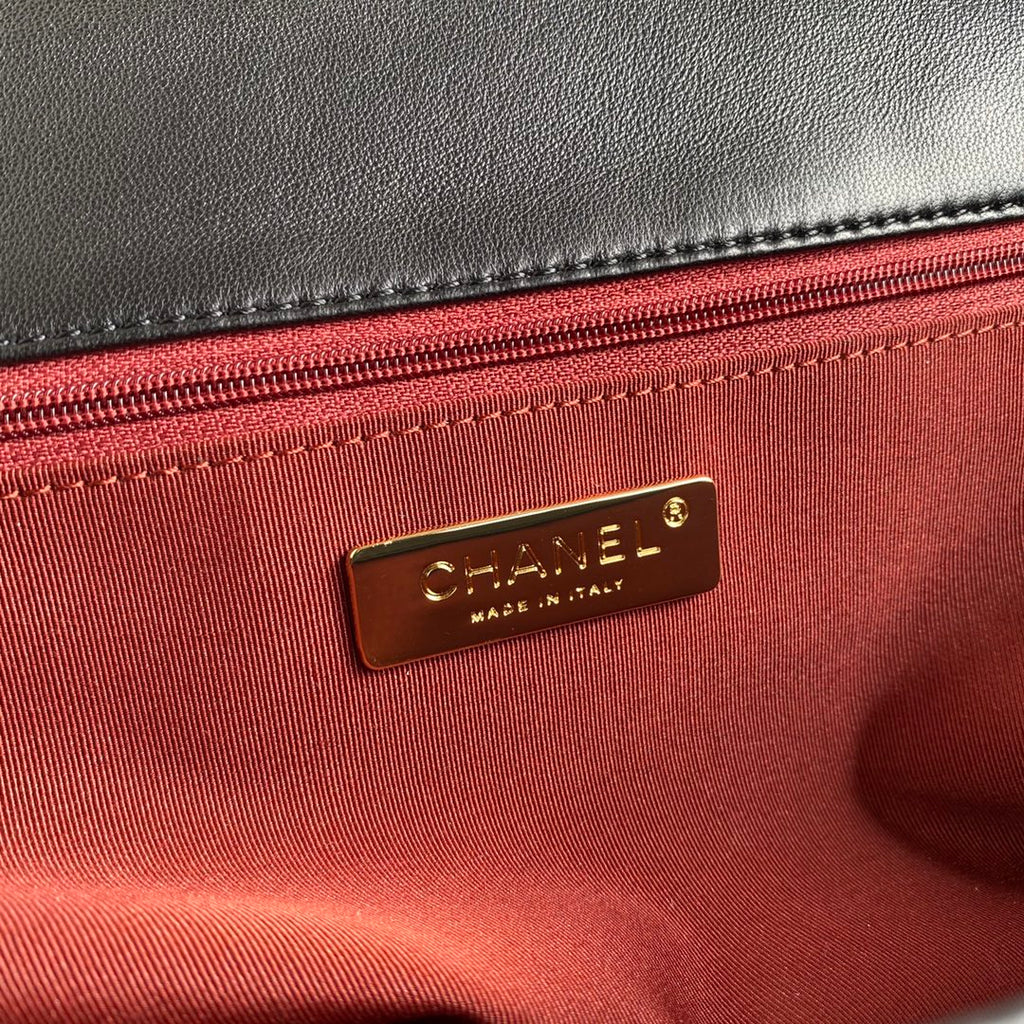19 Flap Bag