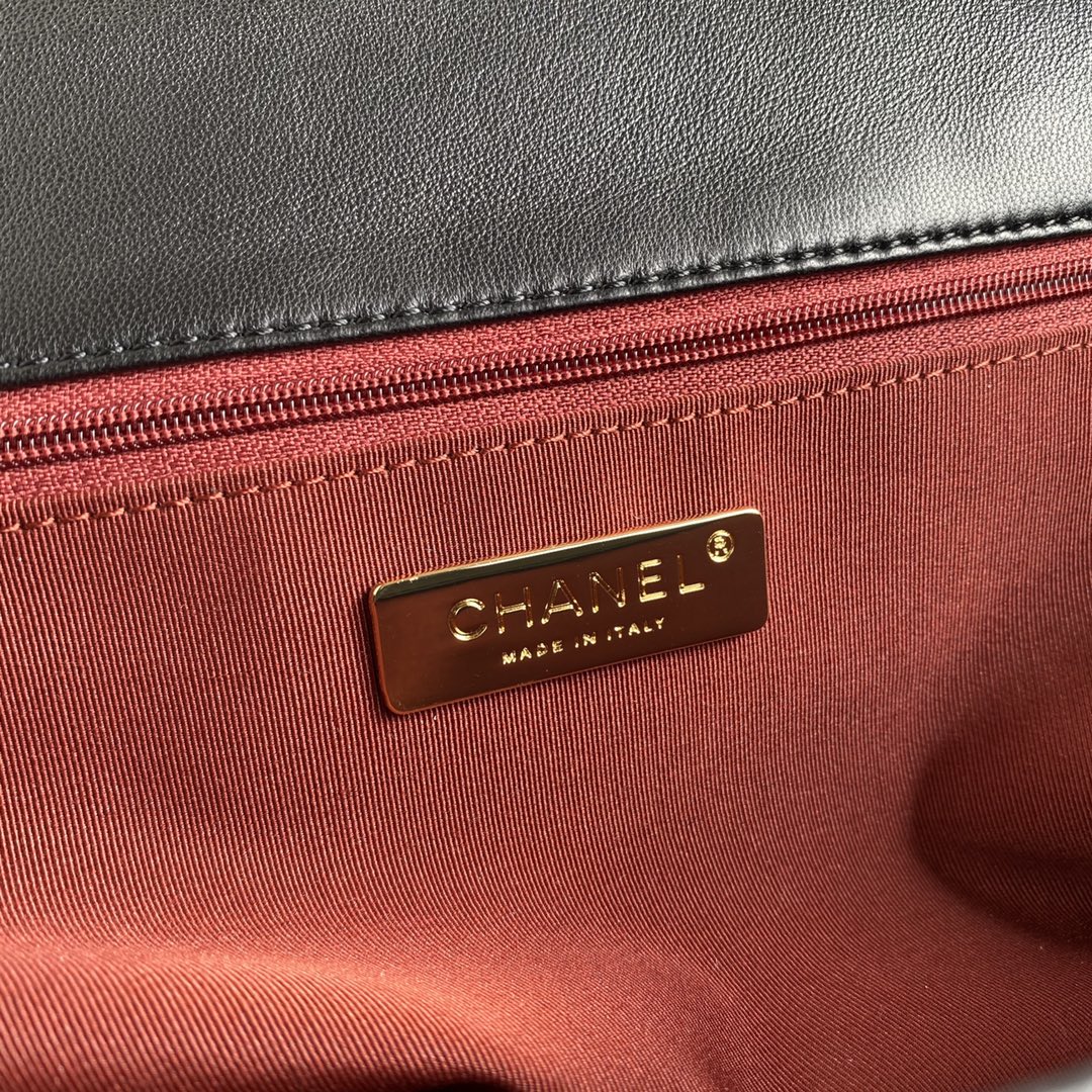 19 Flap Bag