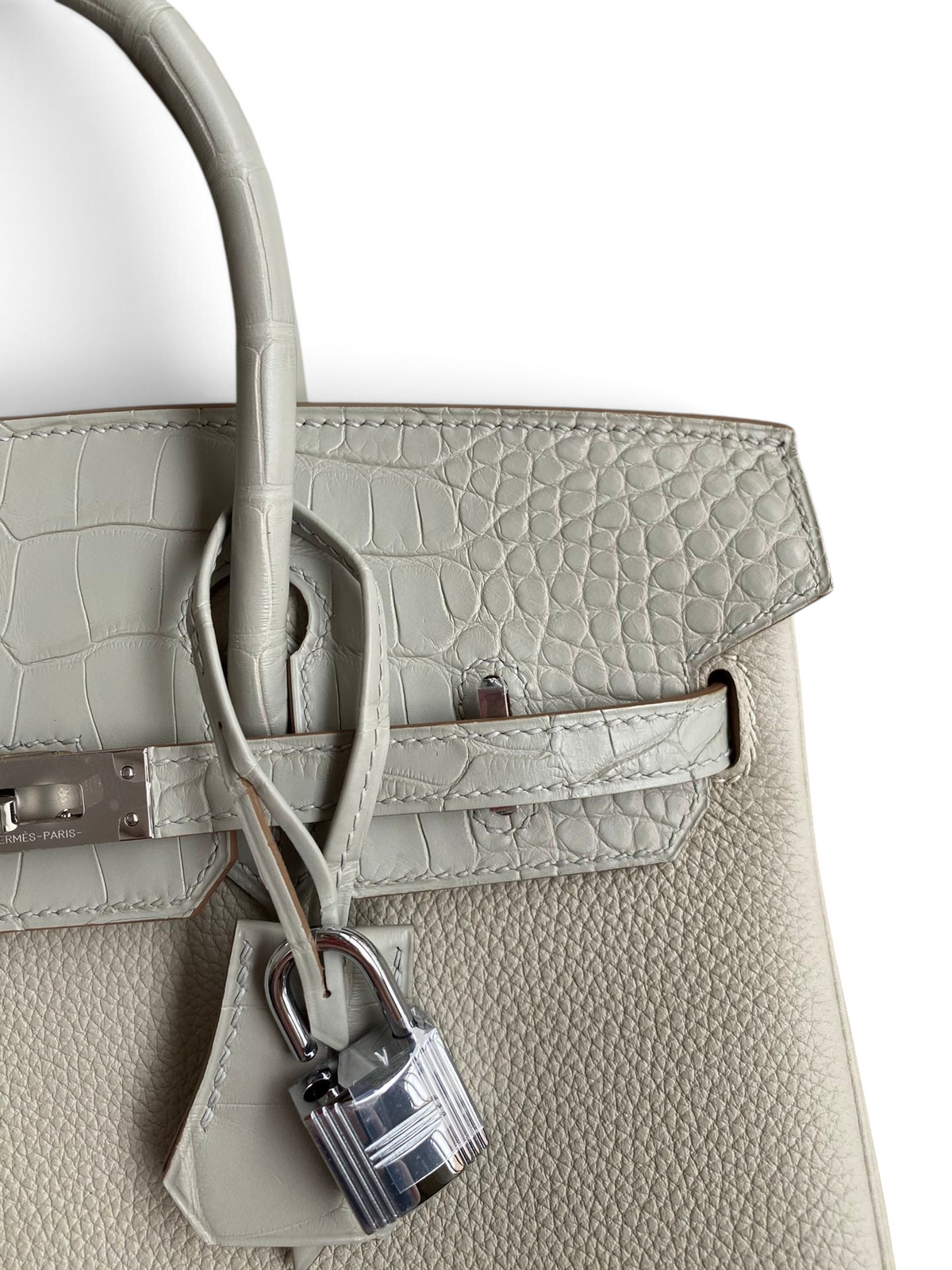 SWORD LUXURY Gris Asphalte Birkin çanta, Togo deri gövde, timsah derisi detaylar ve gümüş paladyum donanım ile.