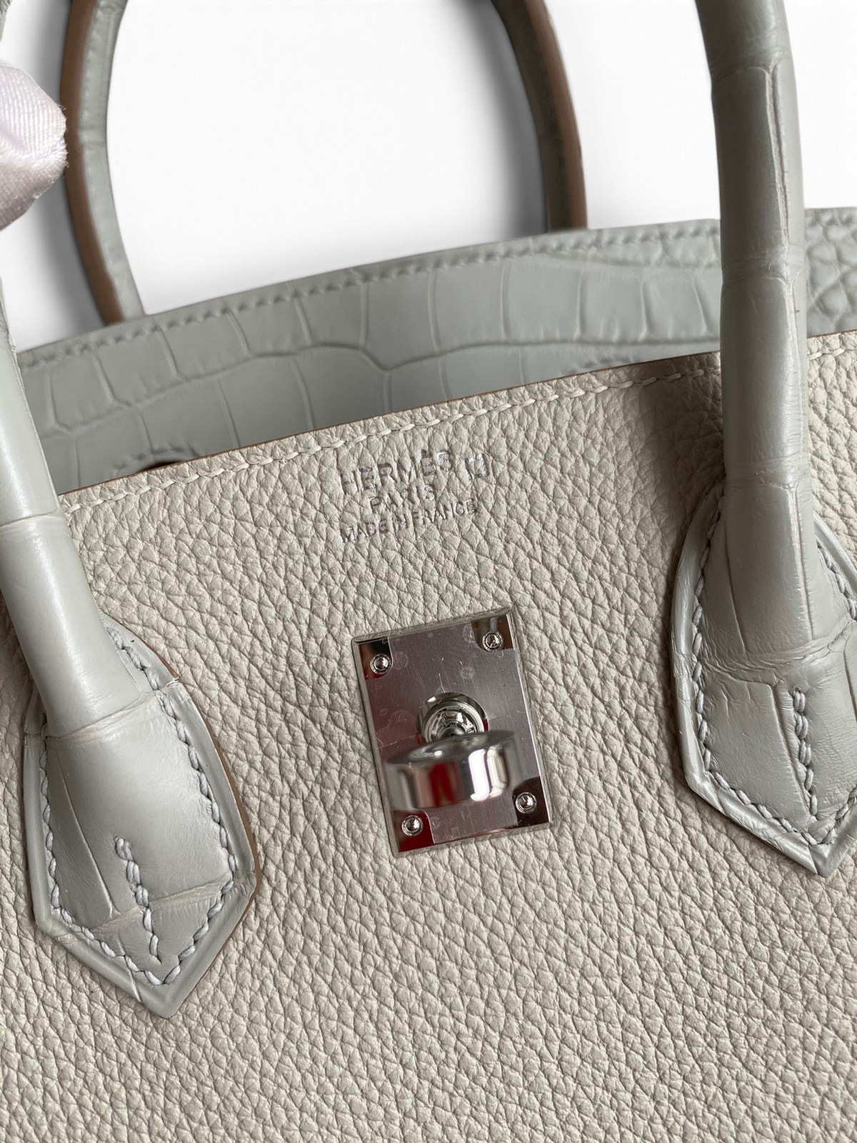SWORD LUXURY Gris Asphalte Togo deri ve timsah derisi detaylı Hermès Birkin 30 çanta, paladyum donanımlı.