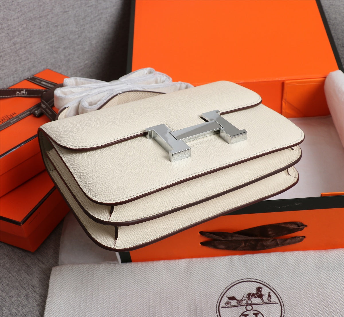 Constance 23 Bag