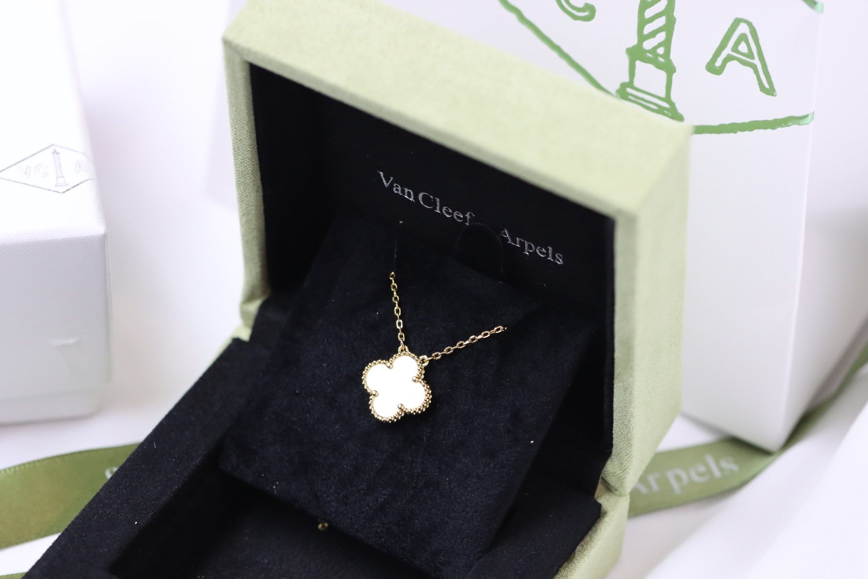 Alhambra White Mother of Pearl Clover Necklace
