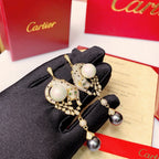 Panthère Pearl Drop Earrings