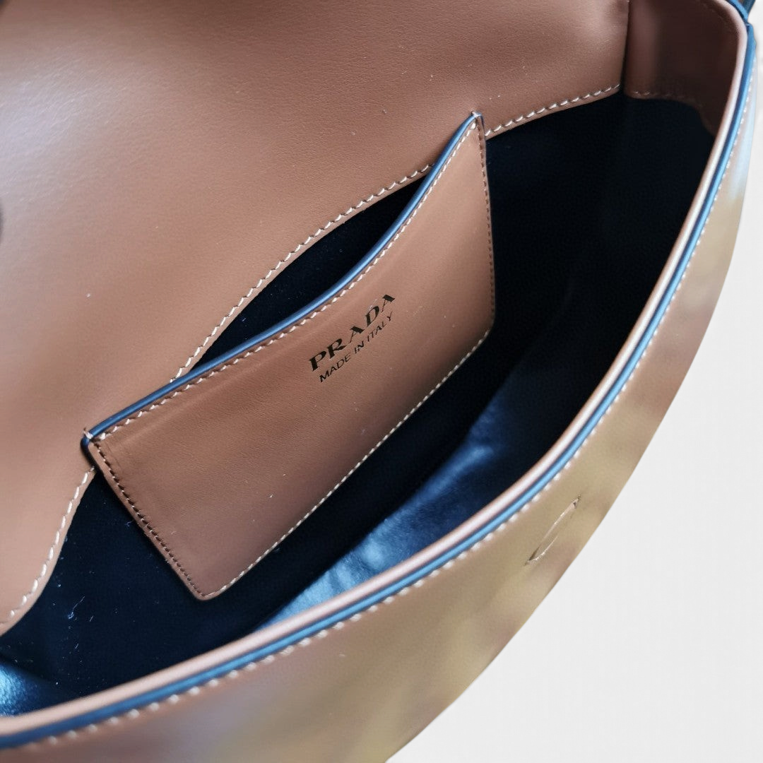 Moon Leather Shoulder Bag - Caramel - View 7