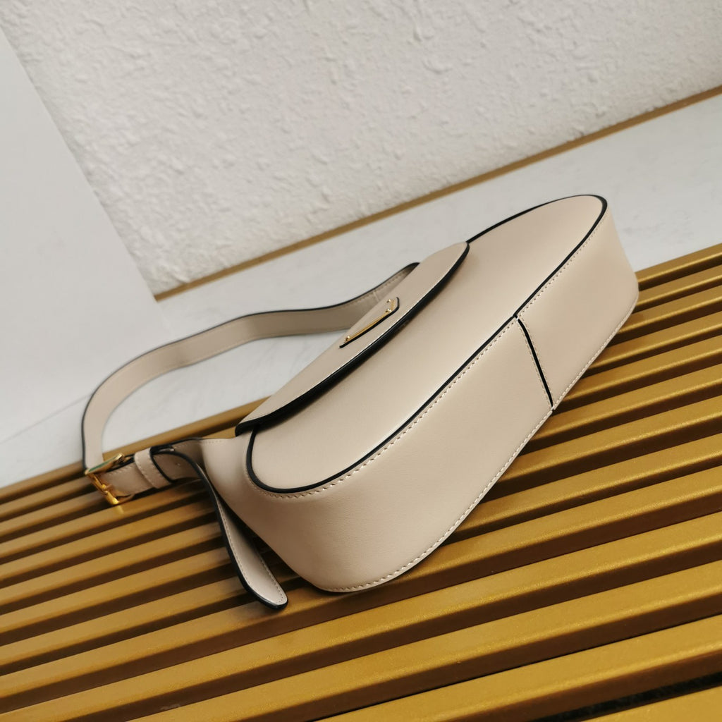 Moon Leather Flap Shoulder Bag - Pumice Grey - View 4