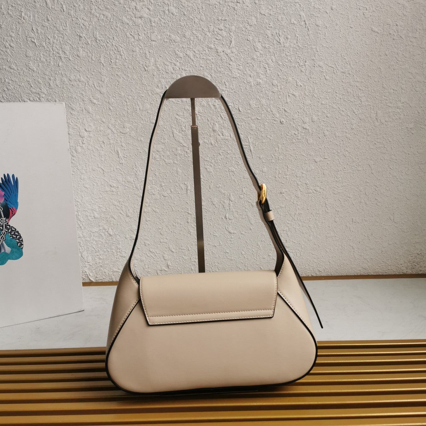 Moon Leather Flap Shoulder Bag - Pumice Grey - View 5
