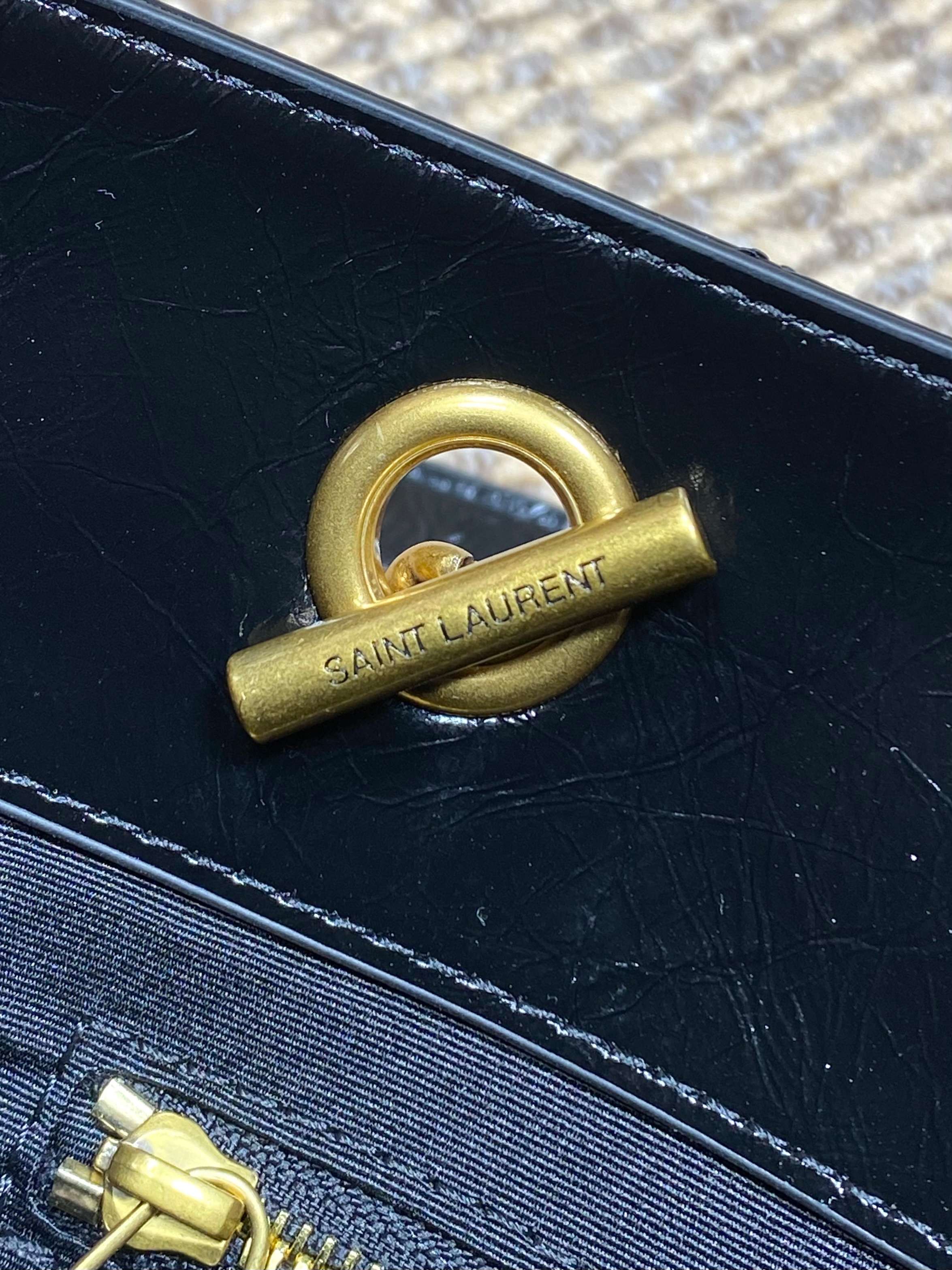 Saint Laurent Niki Small Shopping Bag in Black Waxed calfskin Leather - Detail View 7