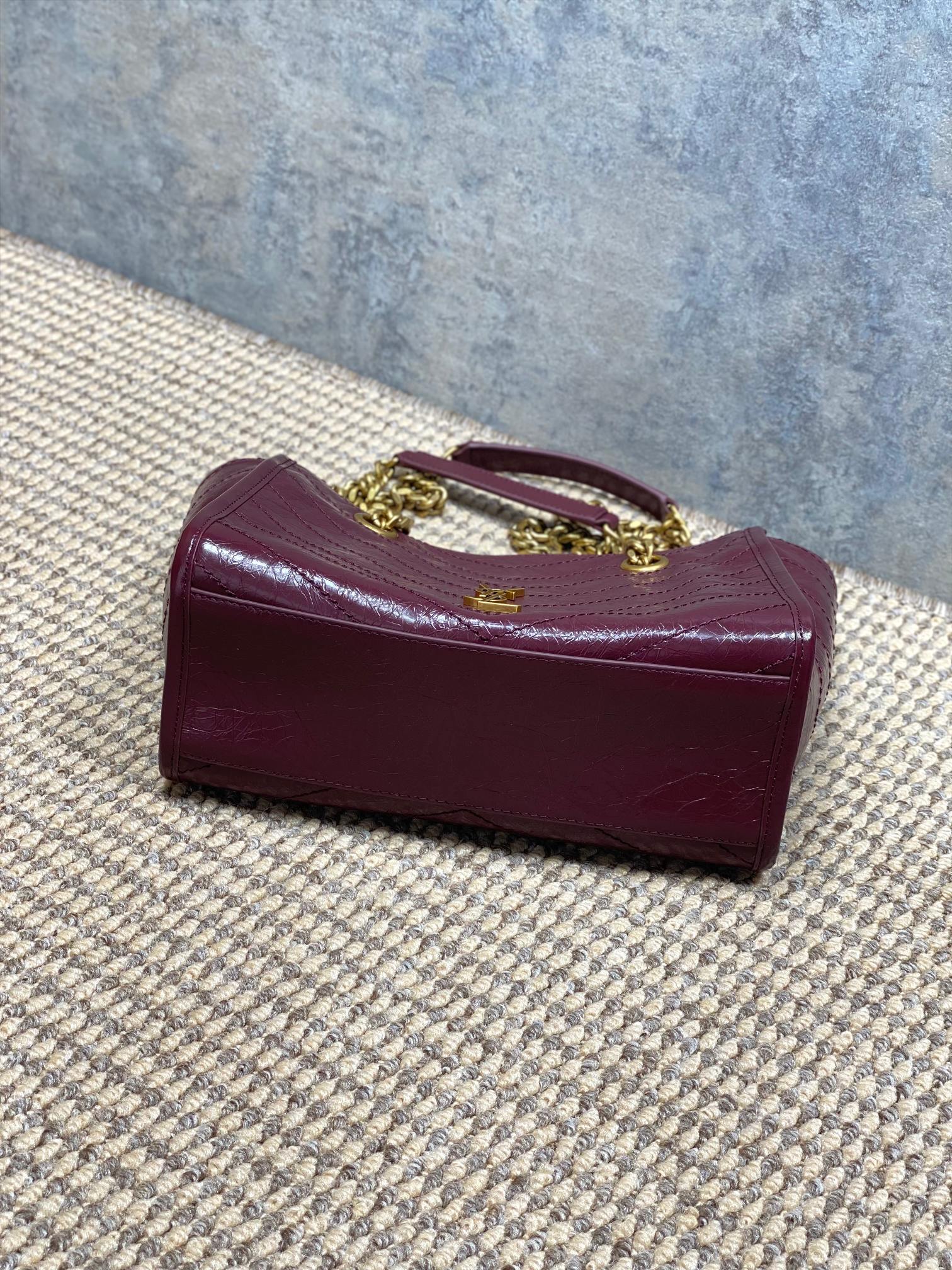 Saint Laurent Niki Small Shopping Bag in Burgundy Waxed calfskin Leather - Detail View 4