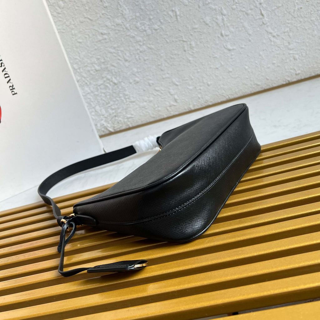 Re-Edition 2005 Saffiano Leather Mini Bag - Black - View 5