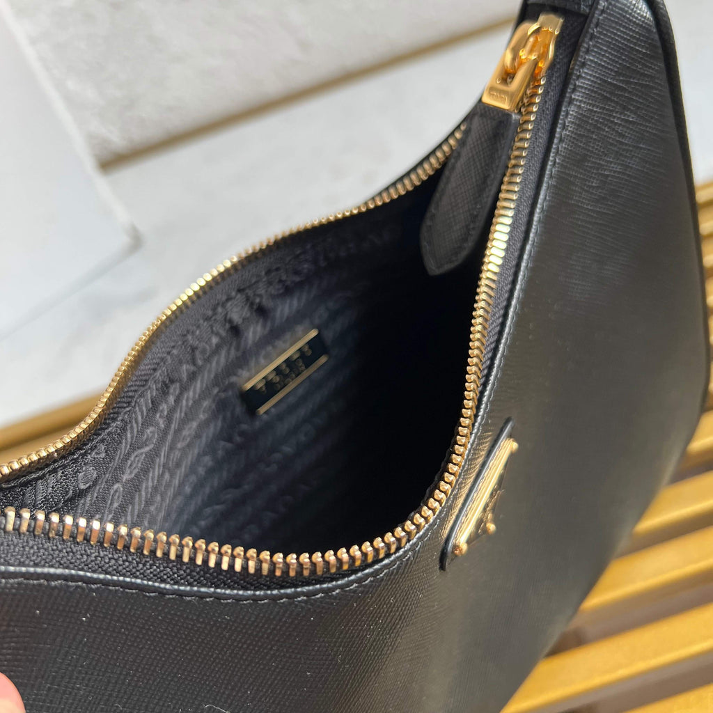 Re-Edition 2005 Saffiano Leather Mini Bag - Black - View 8