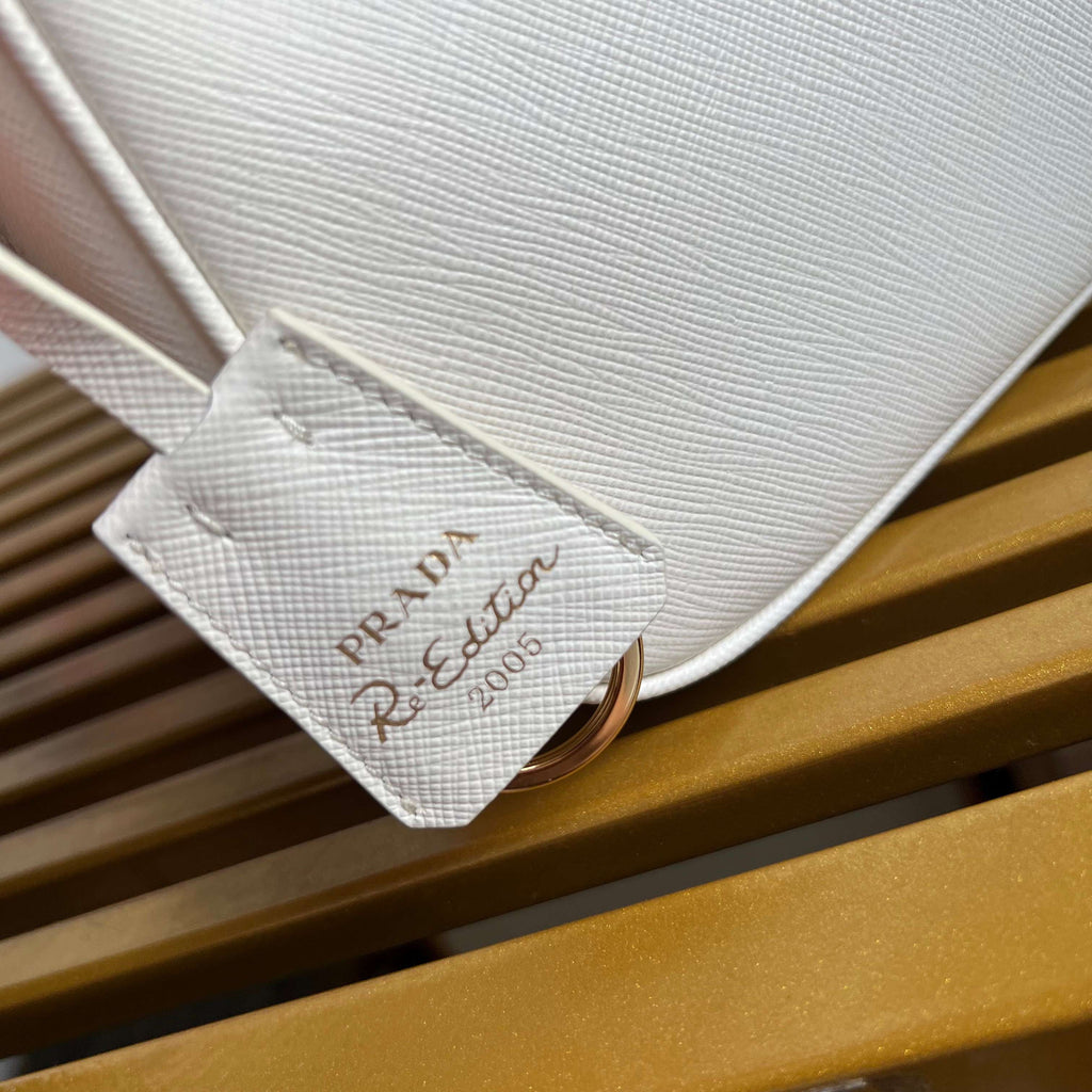 Re-Edition 2005 Saffiano Leather Mini Bag - White - View 7