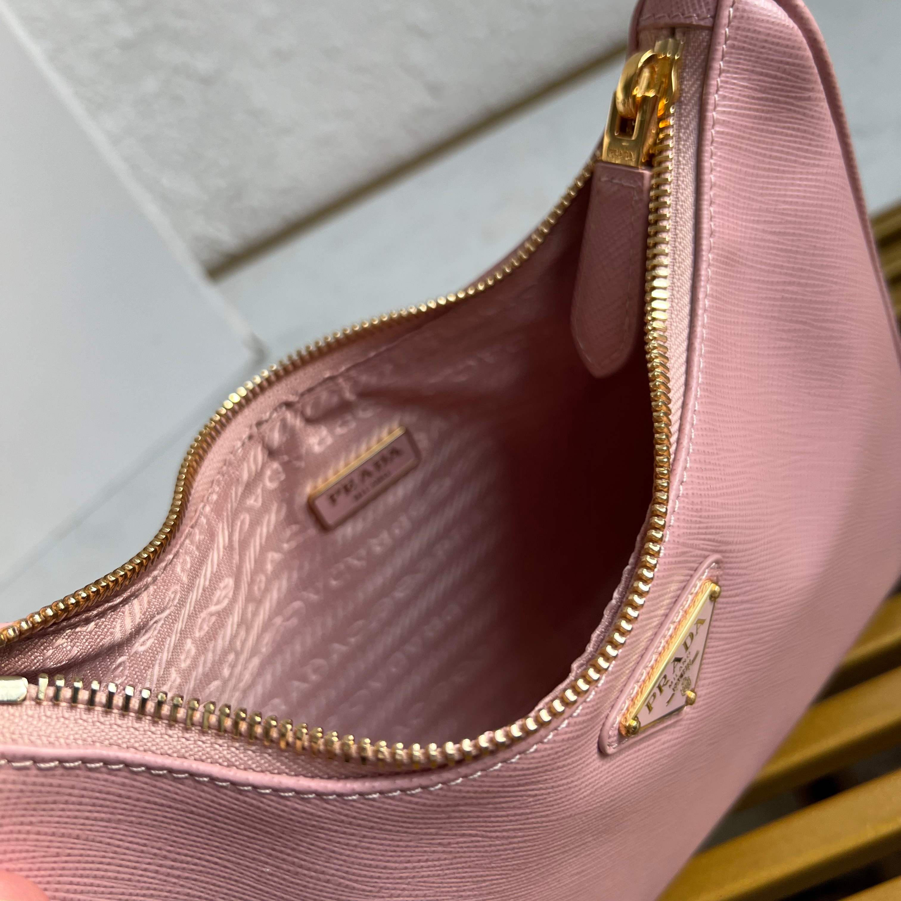 Re-Edition 2005 Saffiano Leather Mini Bag - Pink - View 8