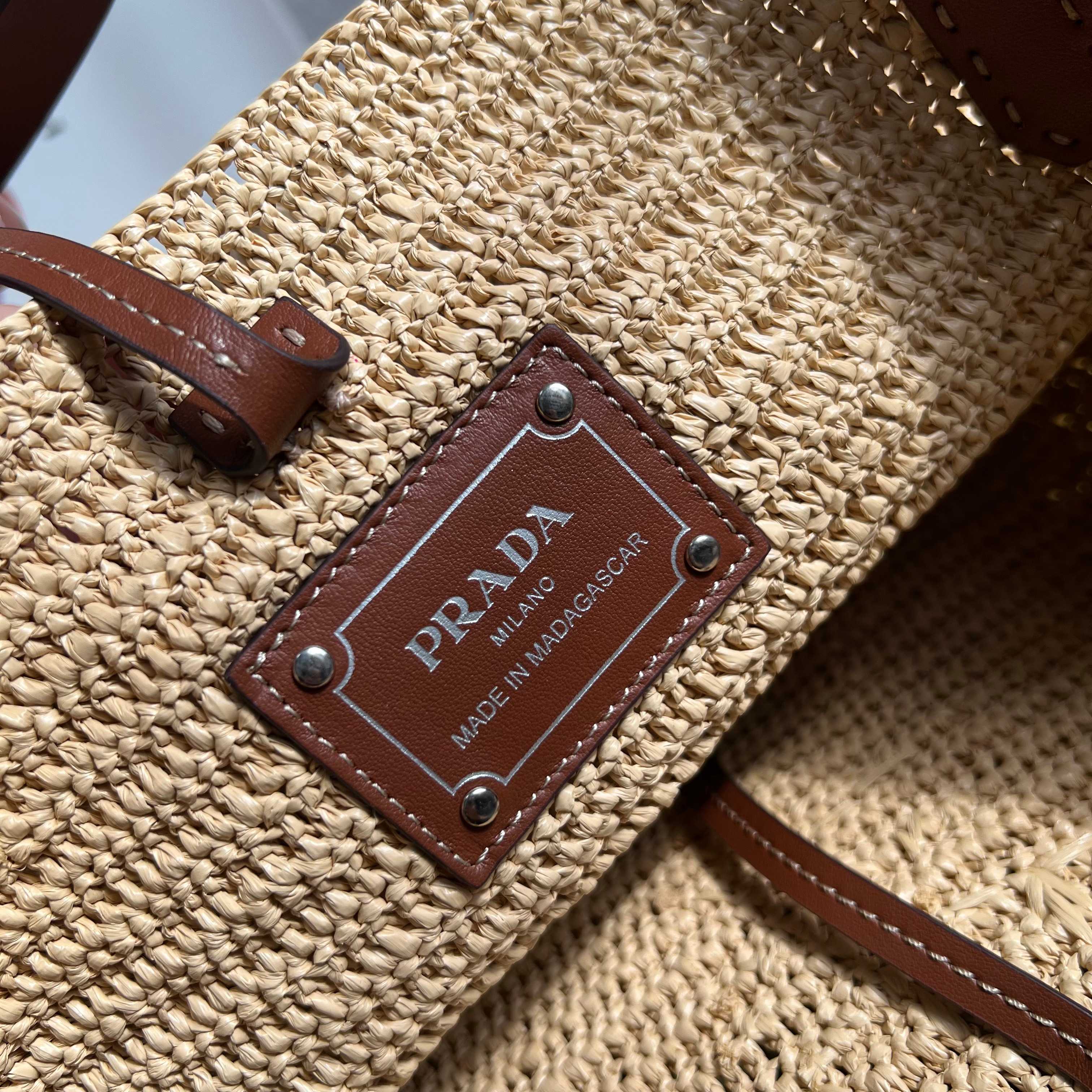 Medium Crochet And Leather Tote Bag - Beige/Brandy - View 9