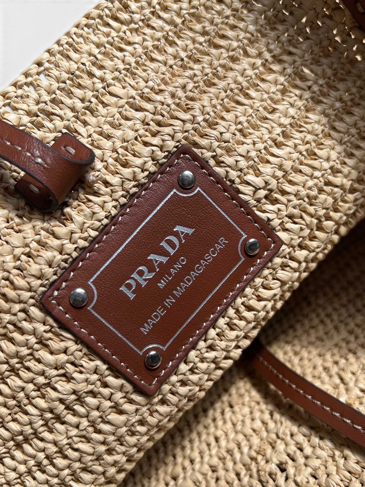 Medium Crochet And Leather Tote Bag - Beige/Brandy - View 9