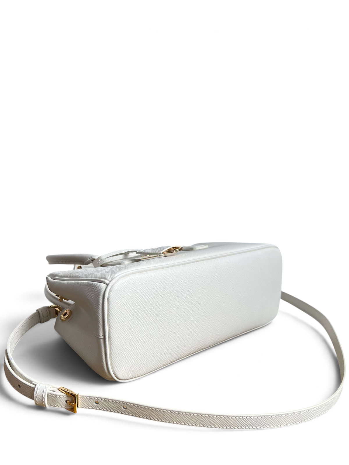 Galleria Medium Leather Bag - White - View 4