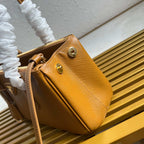 Galleria Medium Leather Bag - Amber - View 6