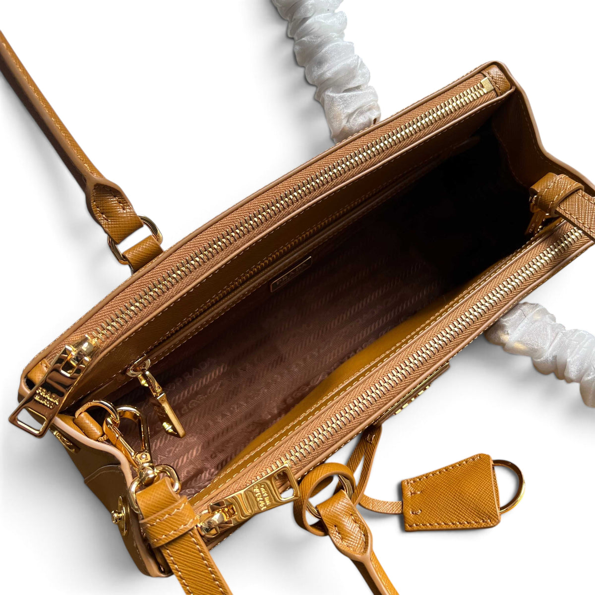 Galleria Medium Leather Bag - Amber - View 8