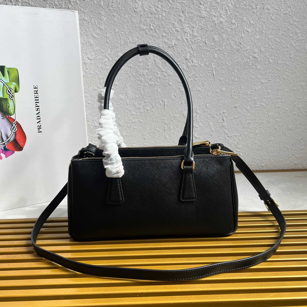 Galleria Medium Leather Bag - Black - View 3