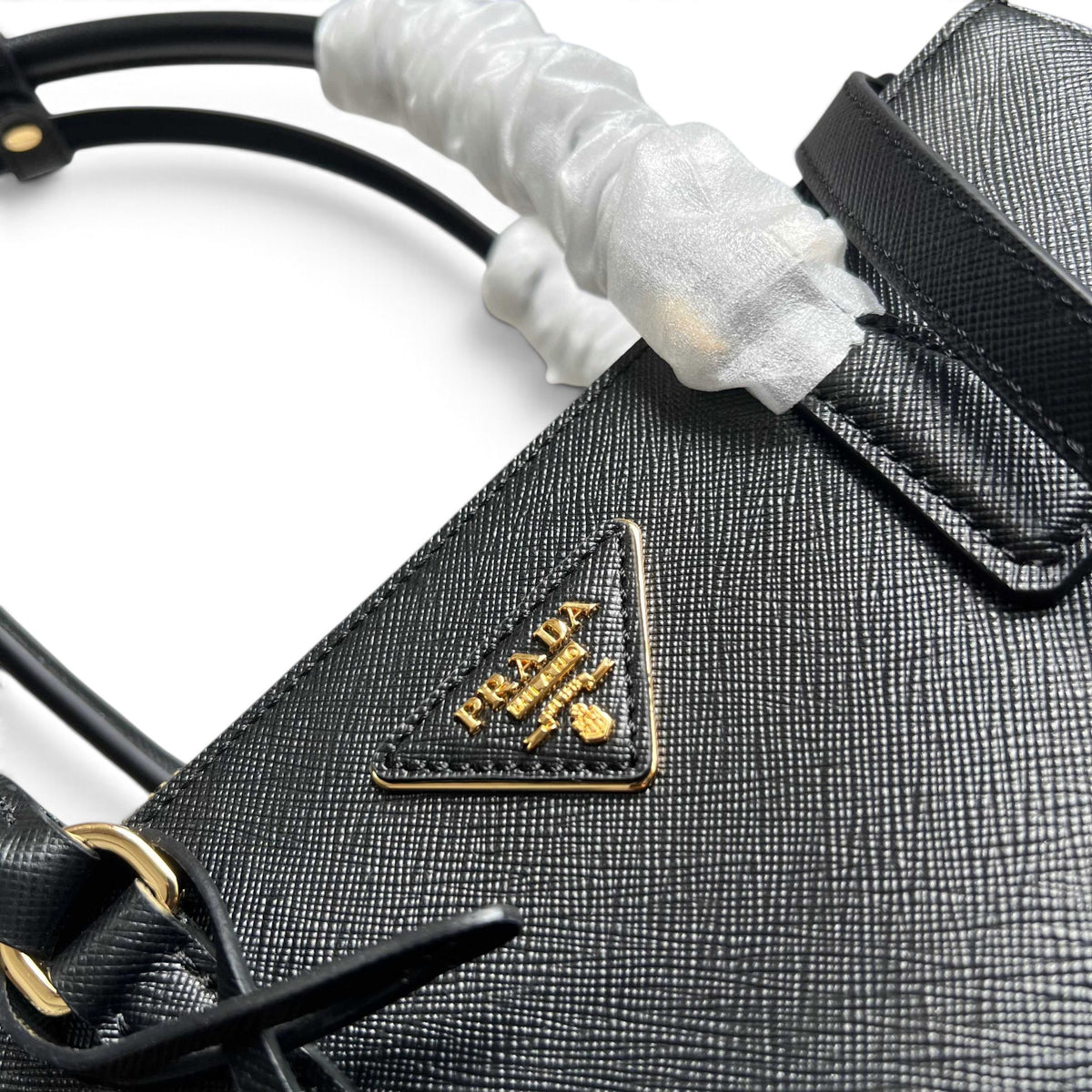 Galleria Medium Leather Bag - Black - View 5
