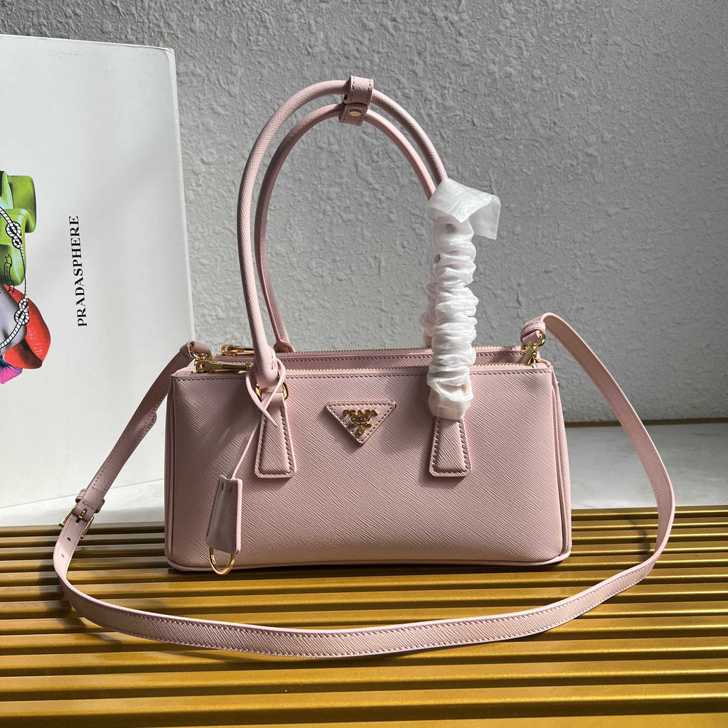 Galleria Medium Leather Bag - Pink - View 1