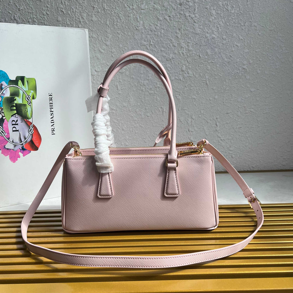 Galleria Medium Leather Bag - Pink - View 4