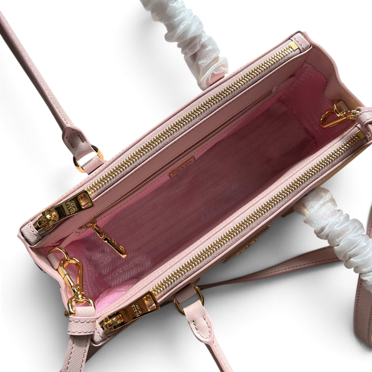 Galleria Medium Leather Bag - Pink - View 9