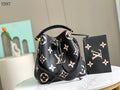 NeoNoé Bucket Bag