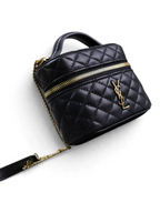 SWORD LUXURY siyah kapitone deri vanity çanta, altın renkli YSL logosu ve zincir askı detaylı şık tasarım.