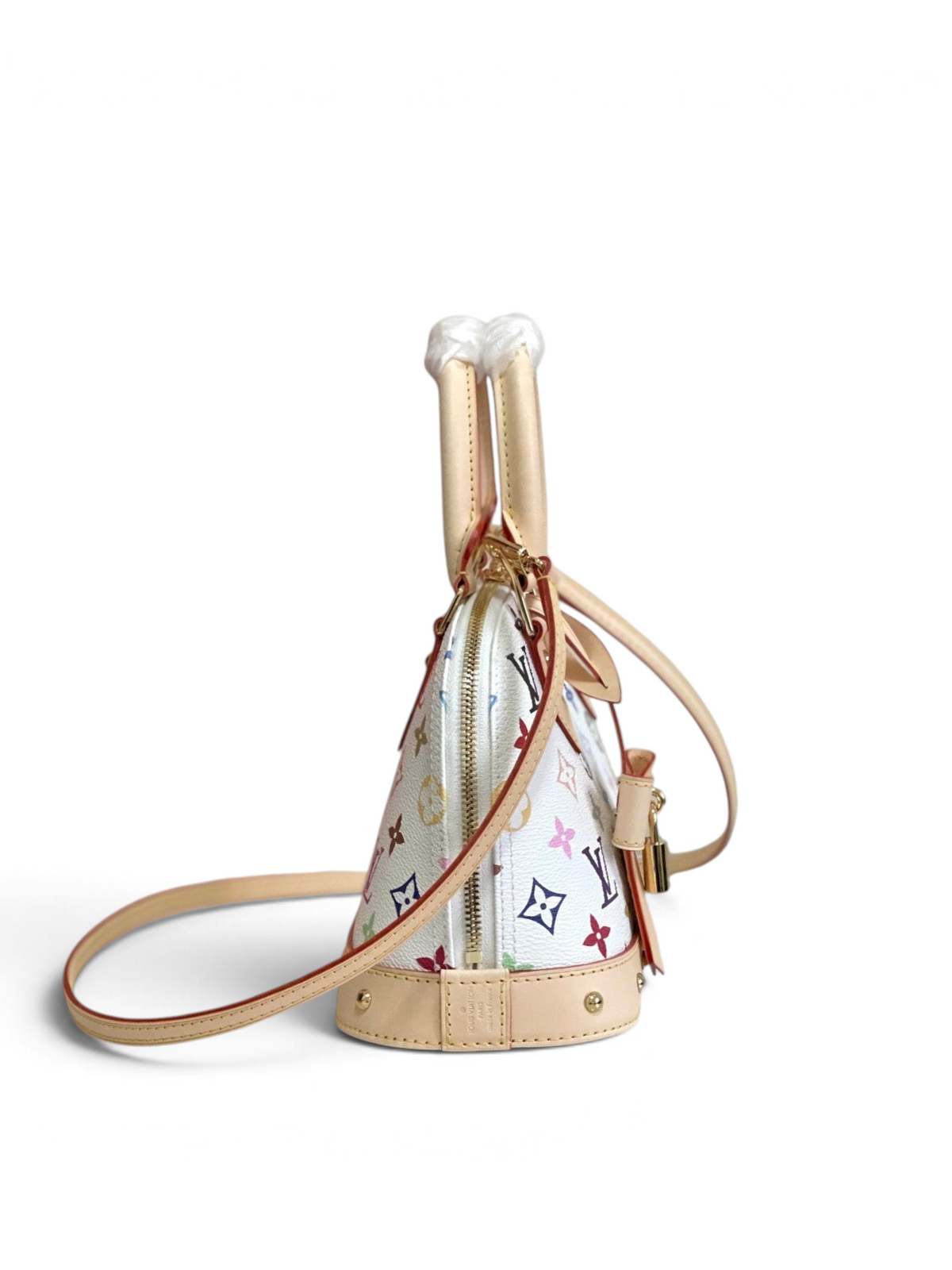 SWORD LUXURY imzalı, çok renkli monogram desenli, Vachetta deri detaylı ve omuz askılı beyaz Alma BB çanta.