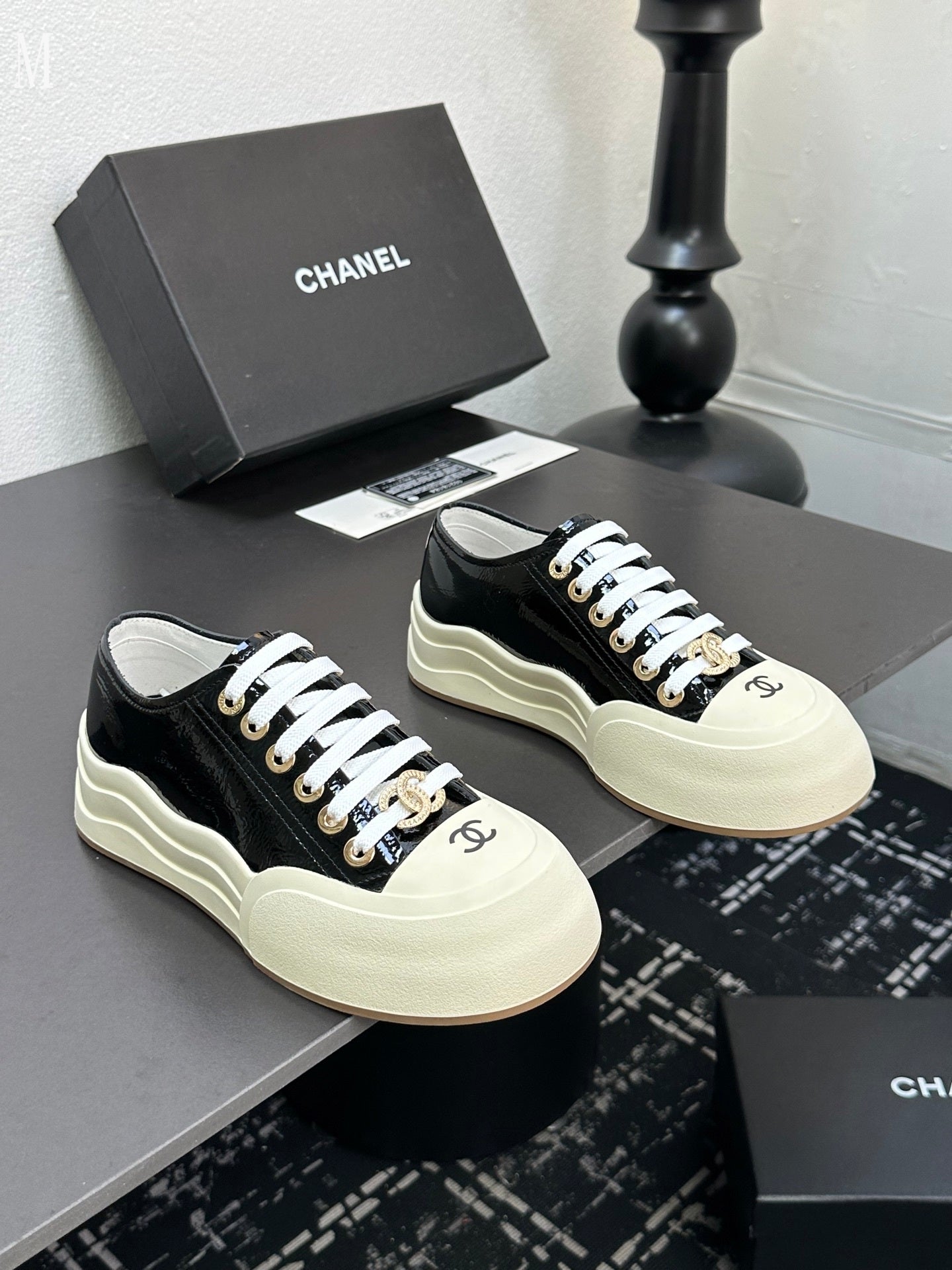 Low-Top Sneakers