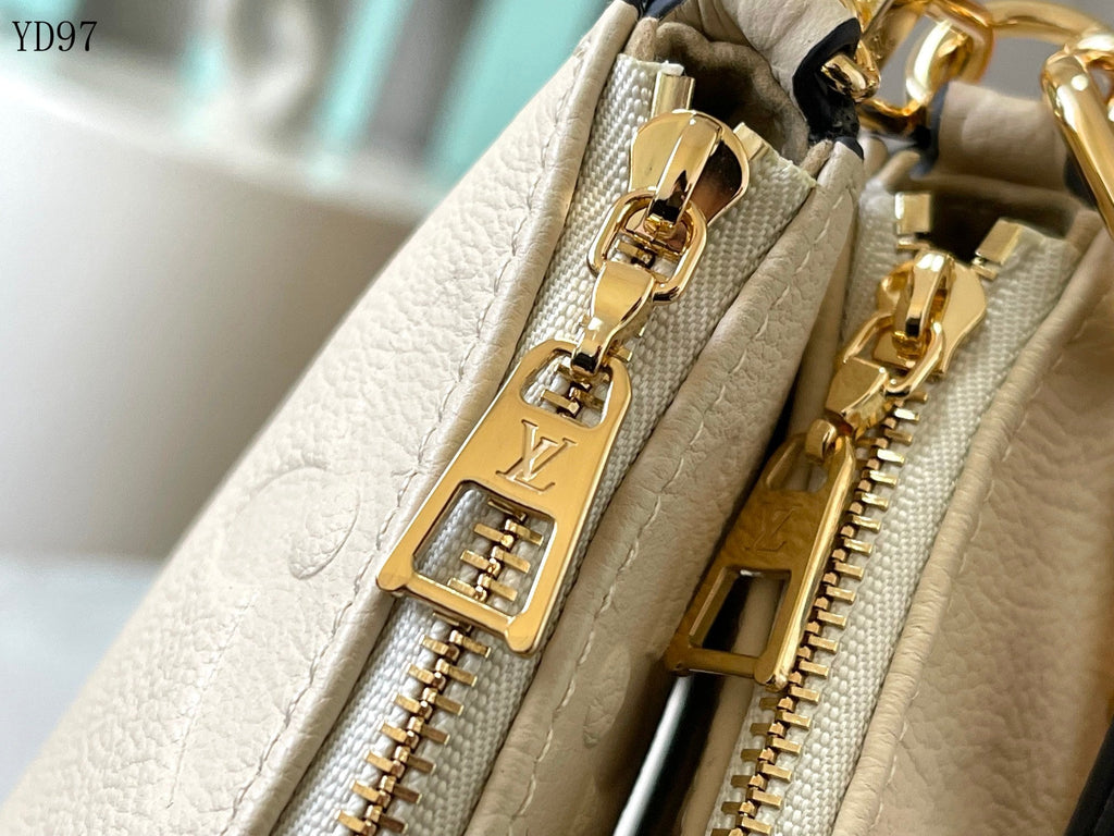Multi Pochette Bag