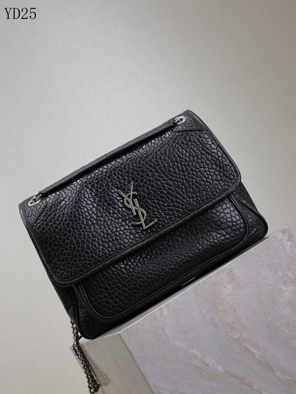 Niki Medium Grained Leather Bag
