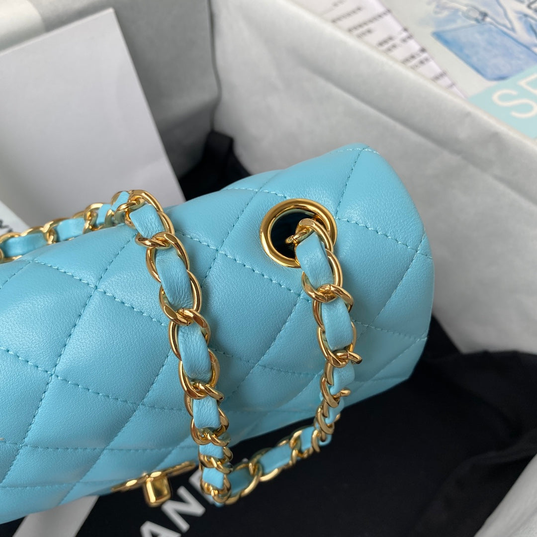 1.55 Classic Quilted Flap Bag