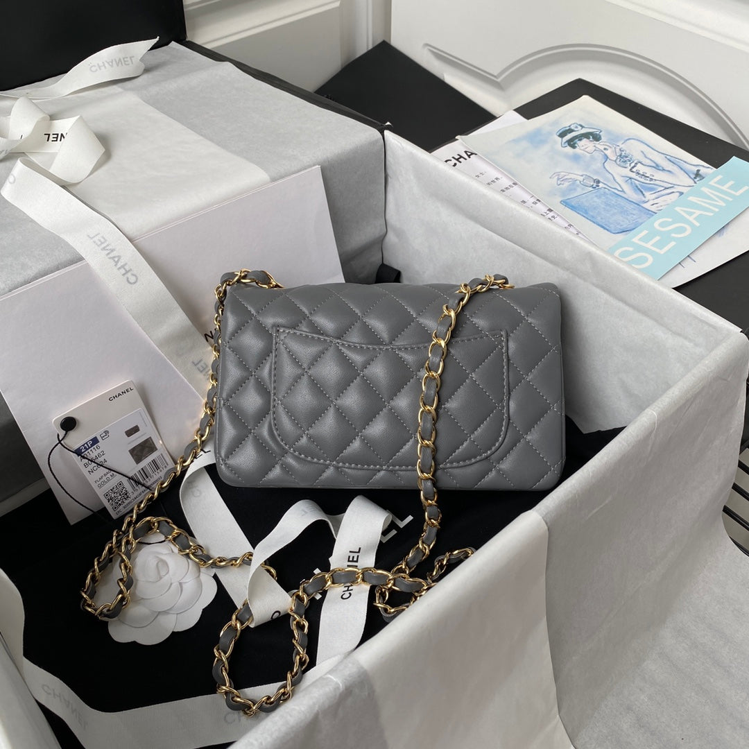 1.55 Classic Quilted Flap Bag