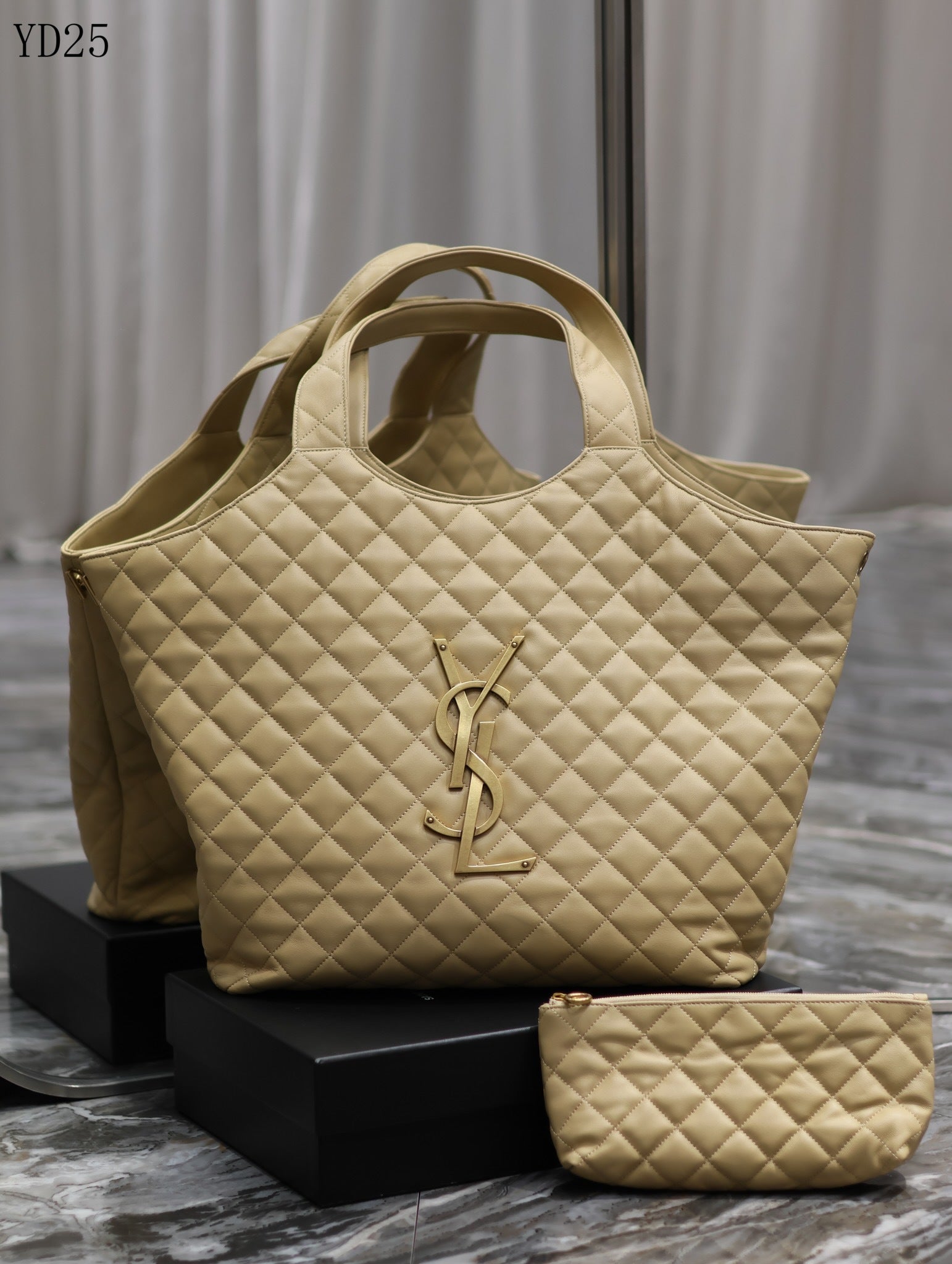 Quilted Oversized Tote Bag