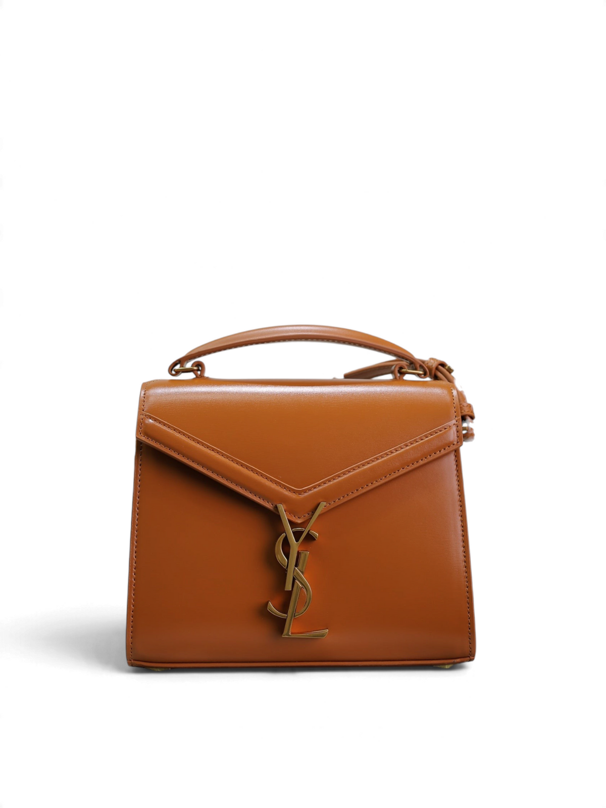 SWORD LUXURY YSL Cassandra mini çanta, altın renkli monogram logolu, taba rengi pürüzsüz dana derisi el çantası.