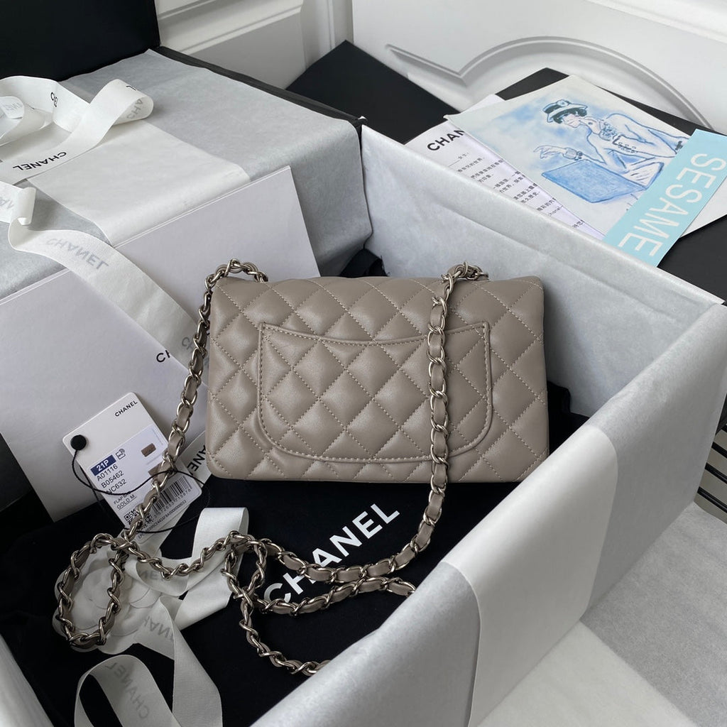 1.55 Classic Quilted Flap Bag