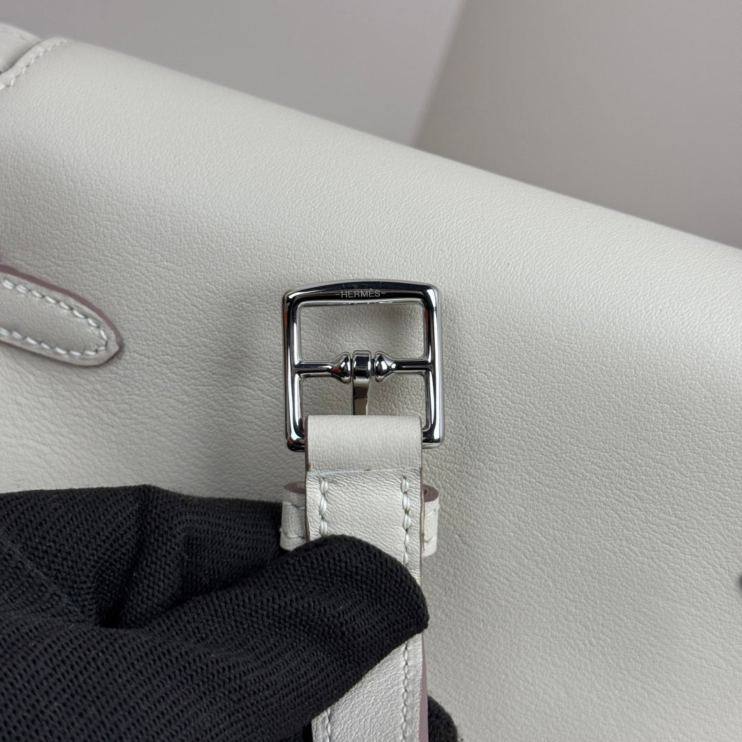 Kelly Move Moon Bag – Swift Leather, Silver hardware