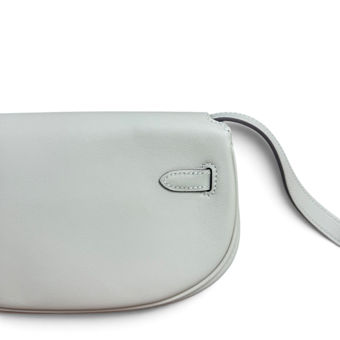 Kelly Moove Swift Leather Bag — Nata with Gold-Tone Hardware — product view 6