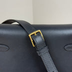 Kelly Move Moon Bag – Swift Leather, Gold hardware