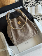 25 Large Quilted Handbag