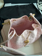 25 Large Quilted Handbag