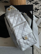 25 Large Quilted Handbag