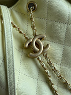 25 Large Quilted Handbag