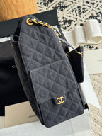 25 Large Quilted Handbag