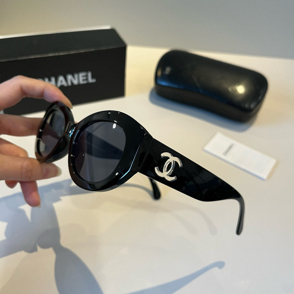 Oval Polarized Acetate Sunglasses - Black - View 4