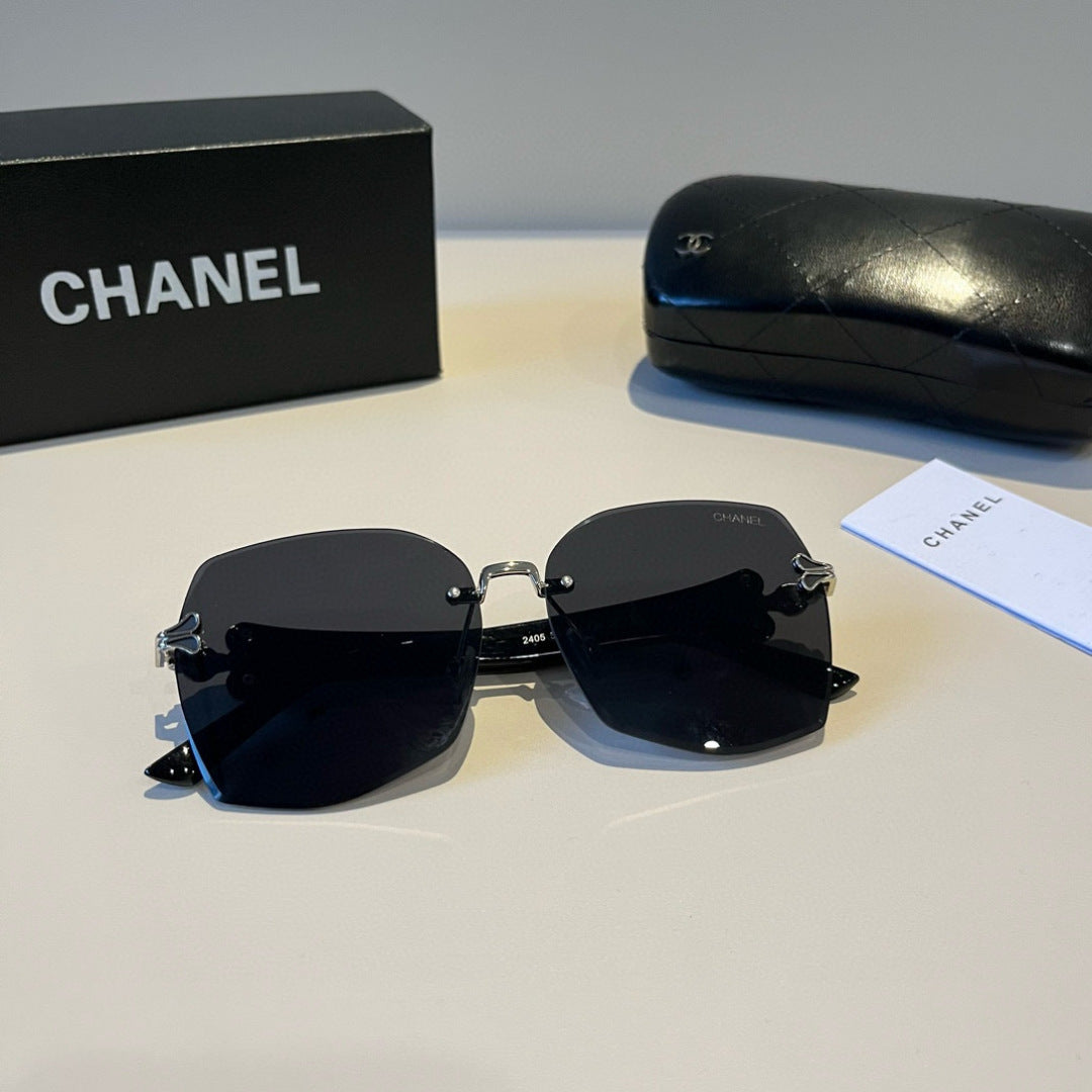 Chain-Temple Rimless Square Sunglasses - Black/Silver - View 10